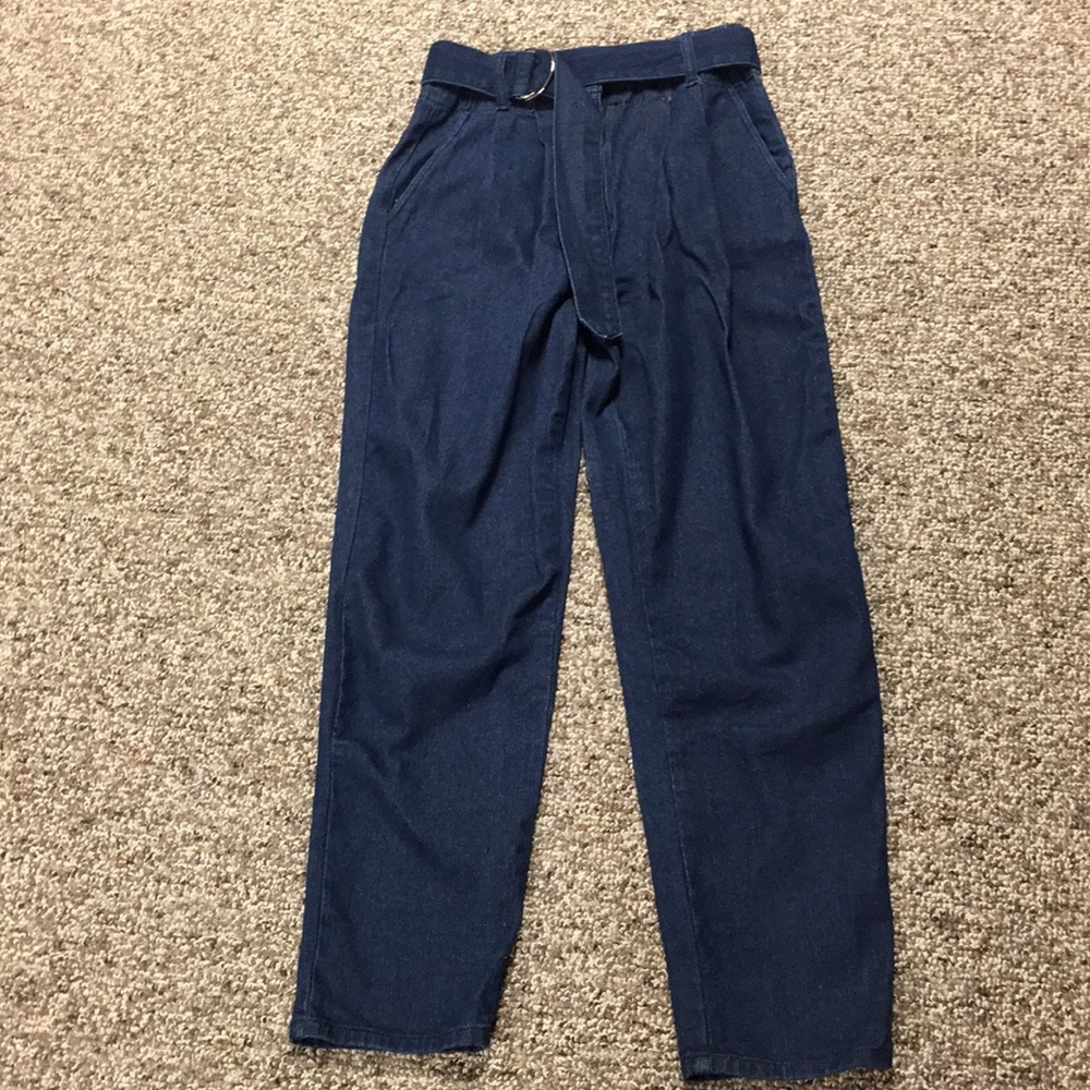 High waist pleated jeans small 26 waist.